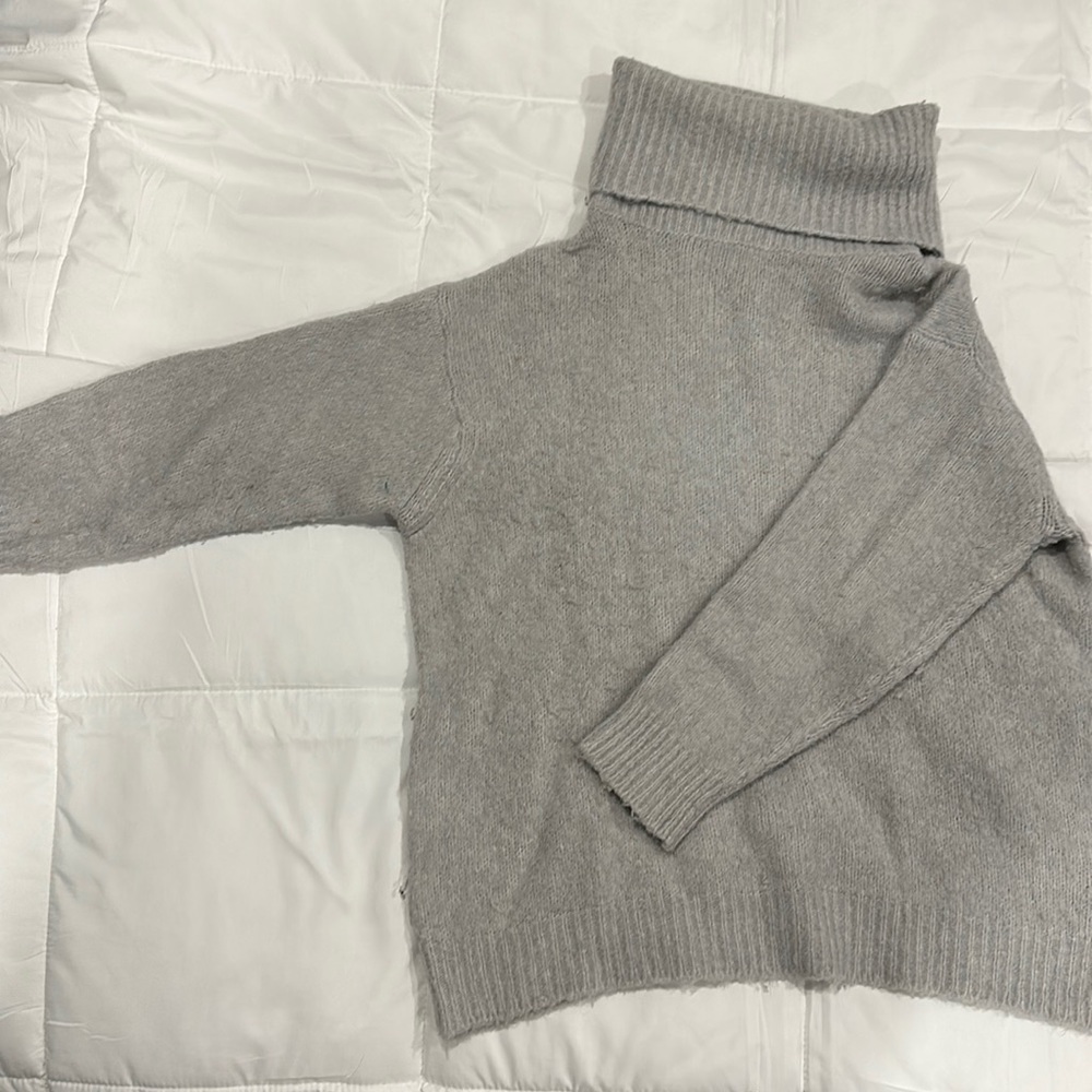 Gray Zara oversized turtle neck
